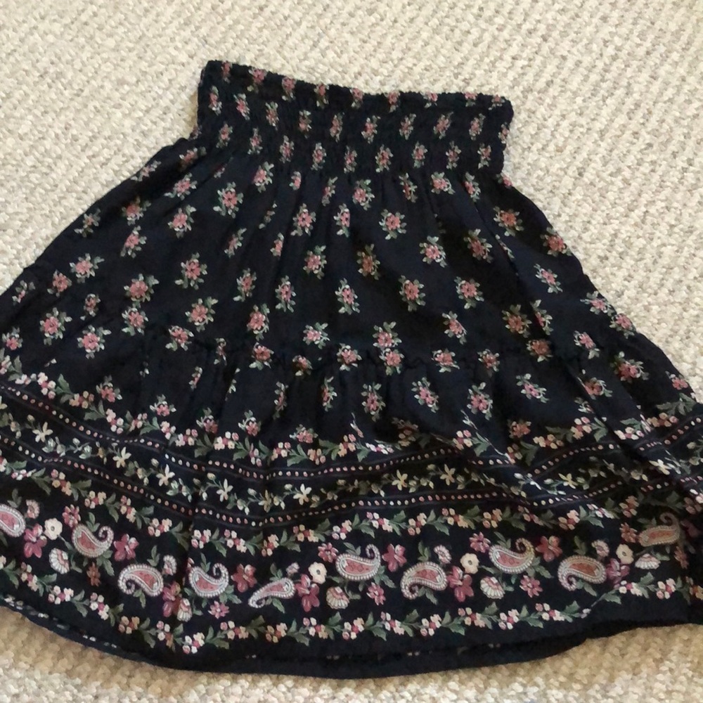 Hollister floral skirt